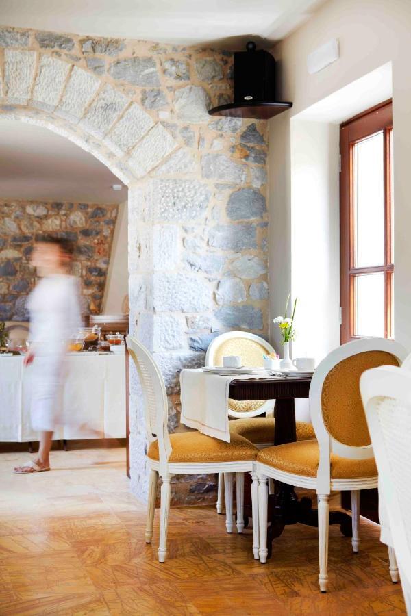 Petritis Guesthouse Oitilon Exterior photo