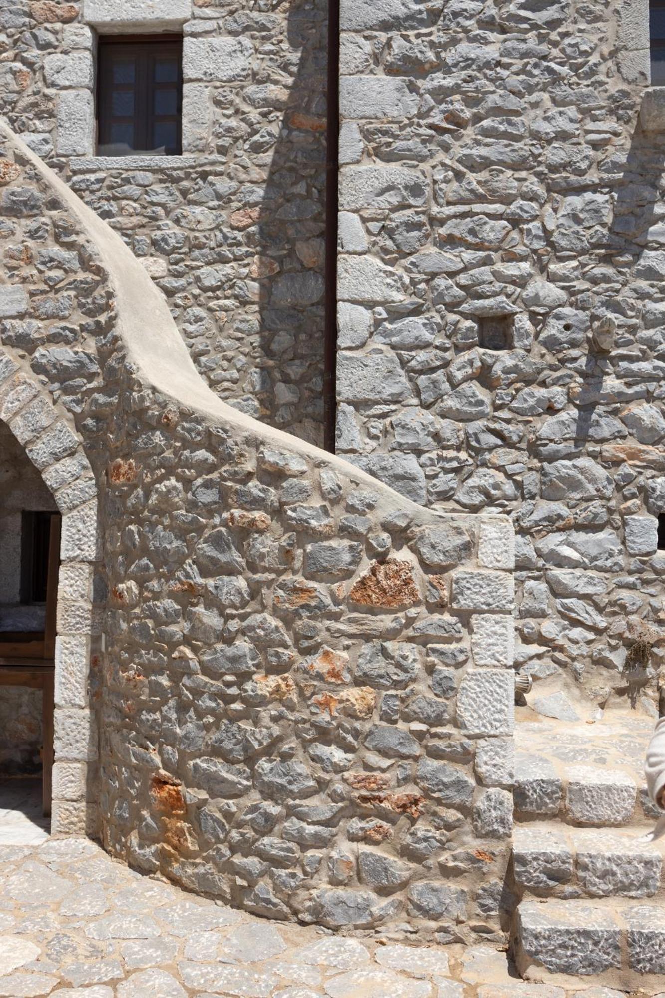 Petritis Guesthouse Oitilon Exterior photo